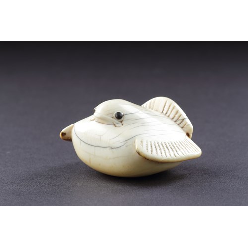 Japanese Kyoto School Ivory Netsuke of ‘Fukura Suzume’